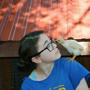 Meet your Posher, Ariella